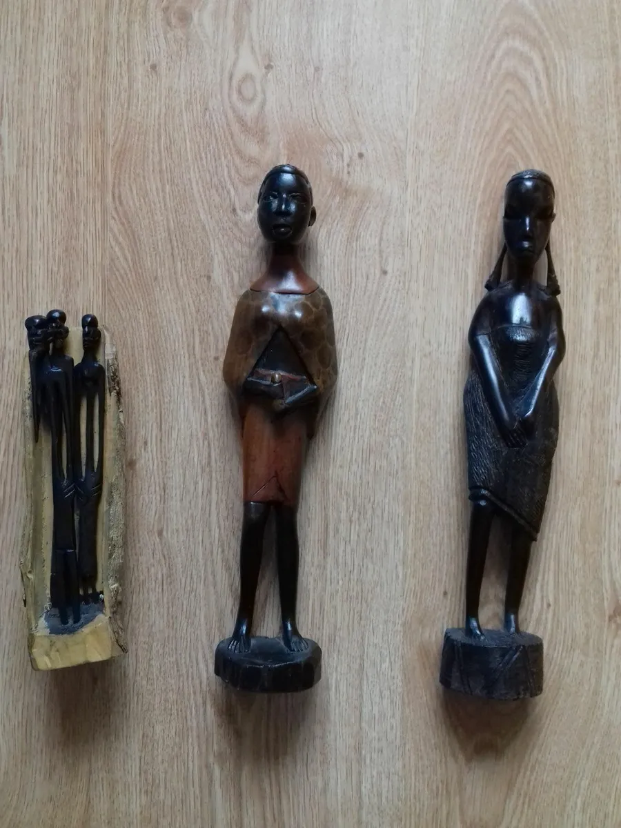 african figures - Image 1