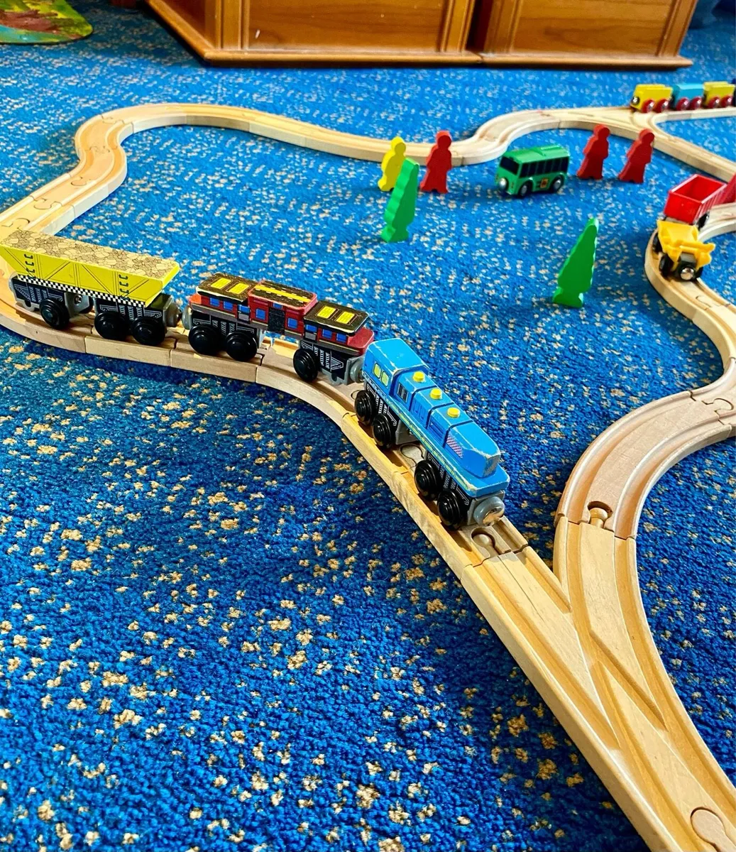 Toddlers train set - Image 4