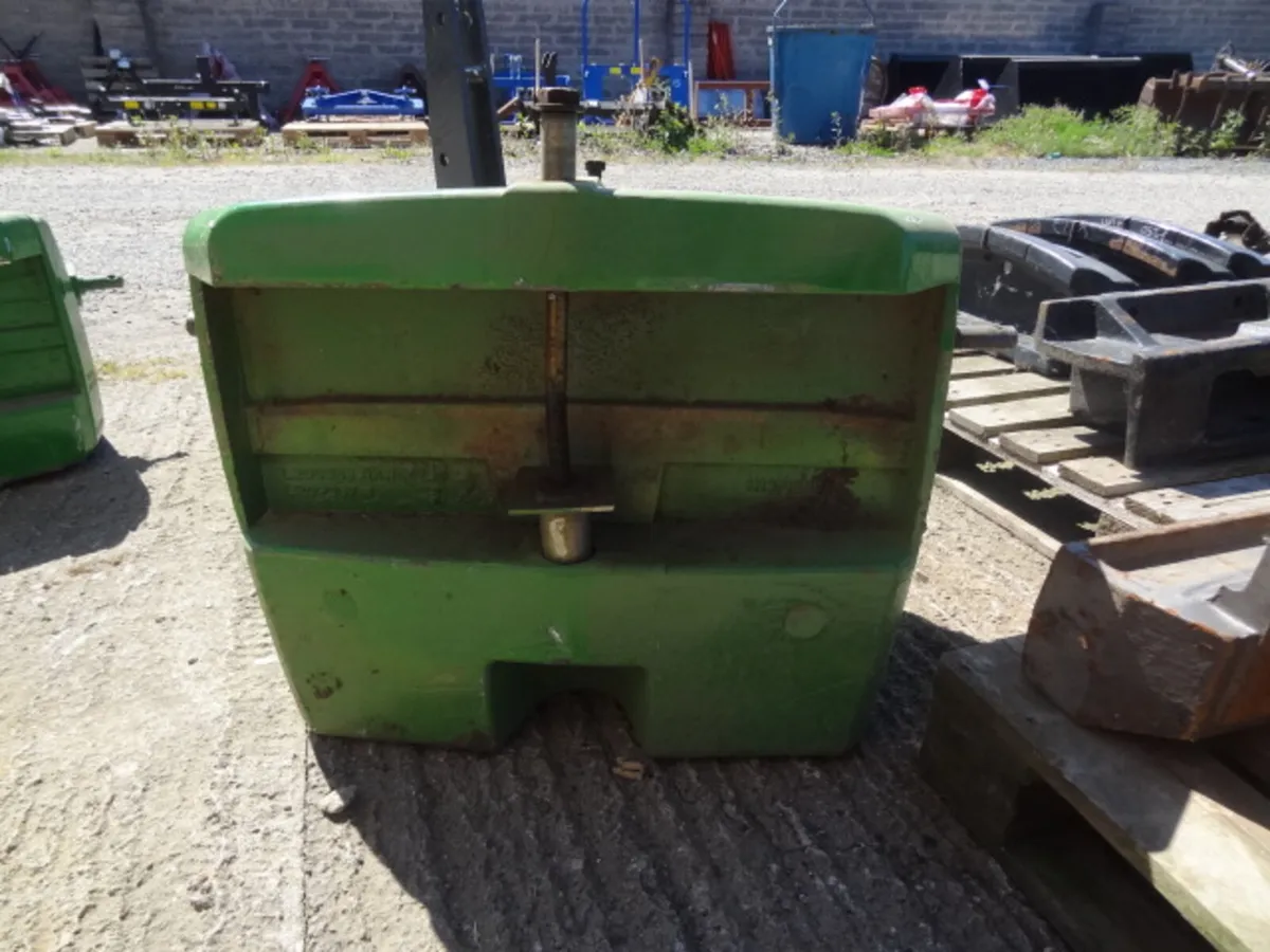 John Deere BPW 1150KG Weight Block - Image 3