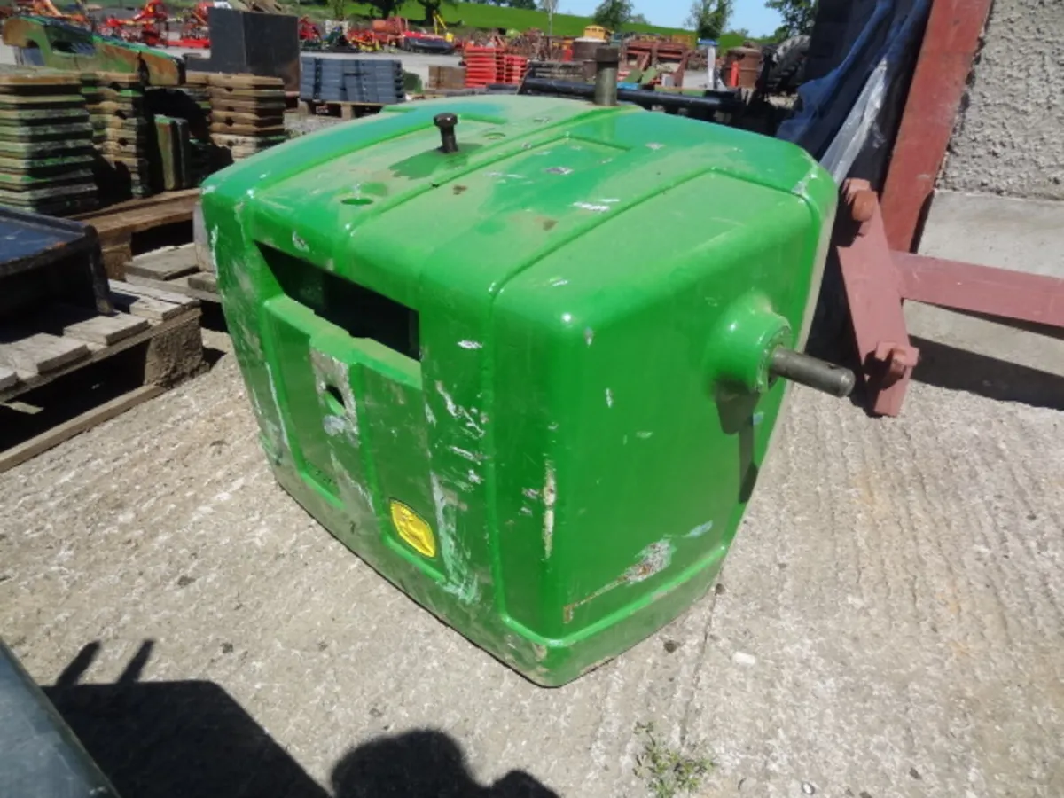 John Deere BPW 1150KG Weight Block - Image 1