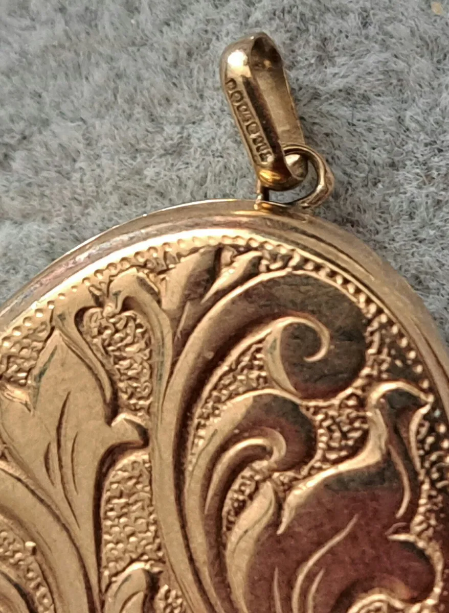 Vintage 9ct gold locket pendant - Image 4
