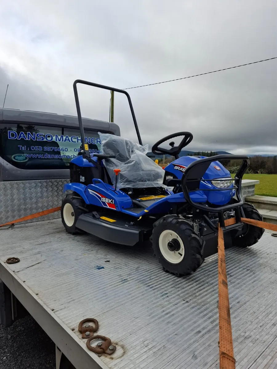 Iseki SRA 950 Ride On 4WD Brush Cutter Mower - Image 1