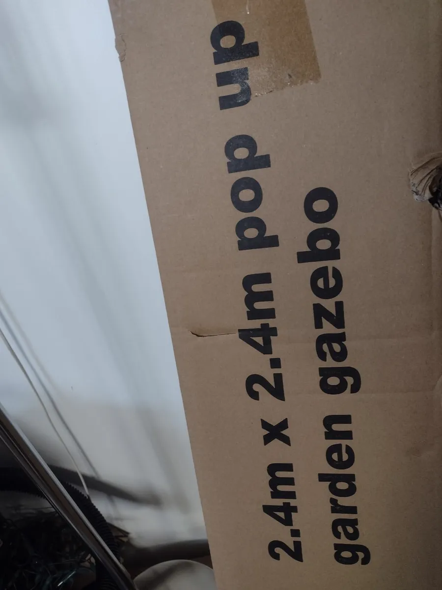 New pop up Gazebo still in box - Image 4