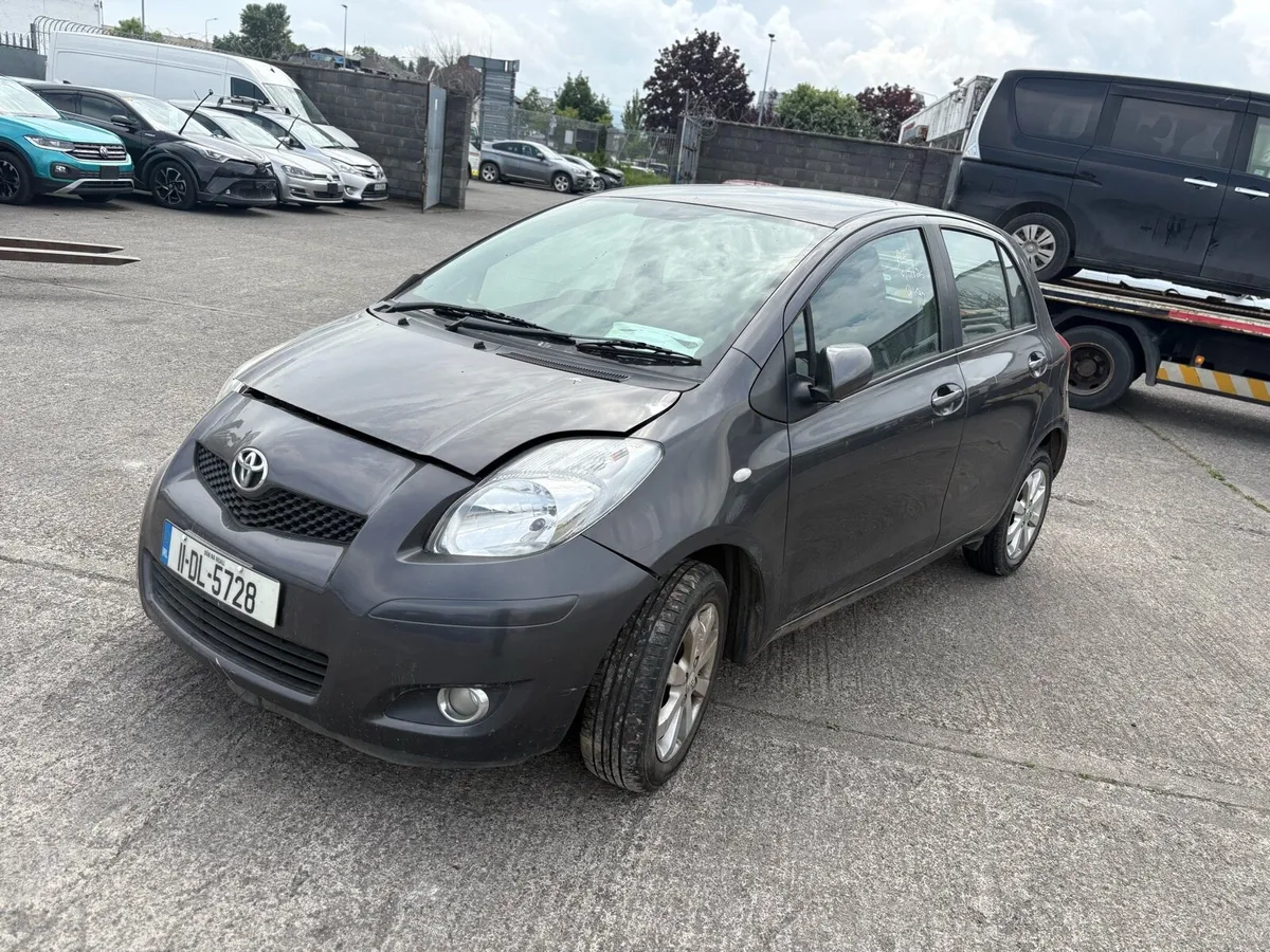 11 Yaris - Image 4