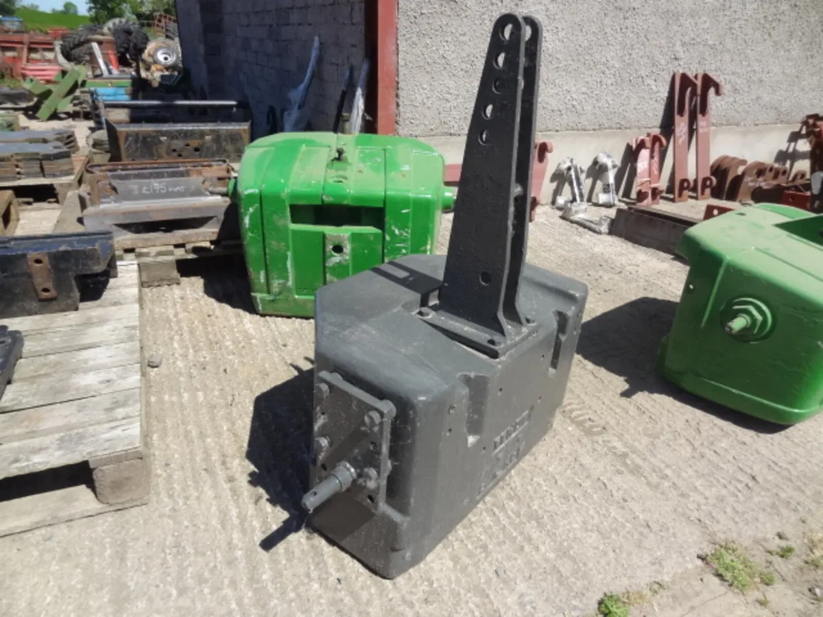 Fendt Tractor Weight Block - Image 3