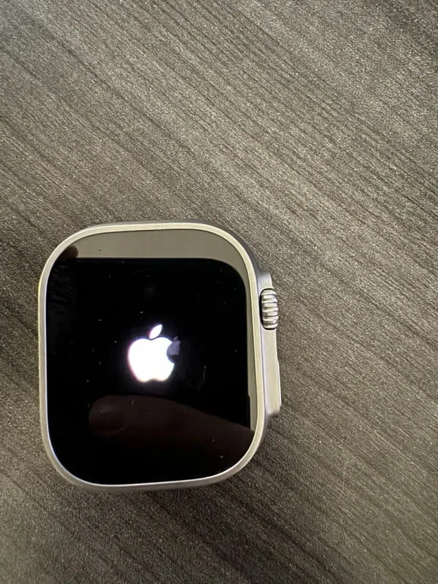 Apple Watch Ultra 49mm - Titanium - Image 2