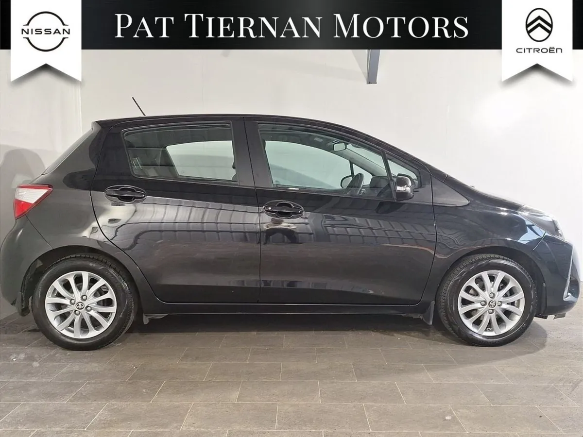Toyota Yaris 1.0 Vvt-i 3Dr Luna - Image 3