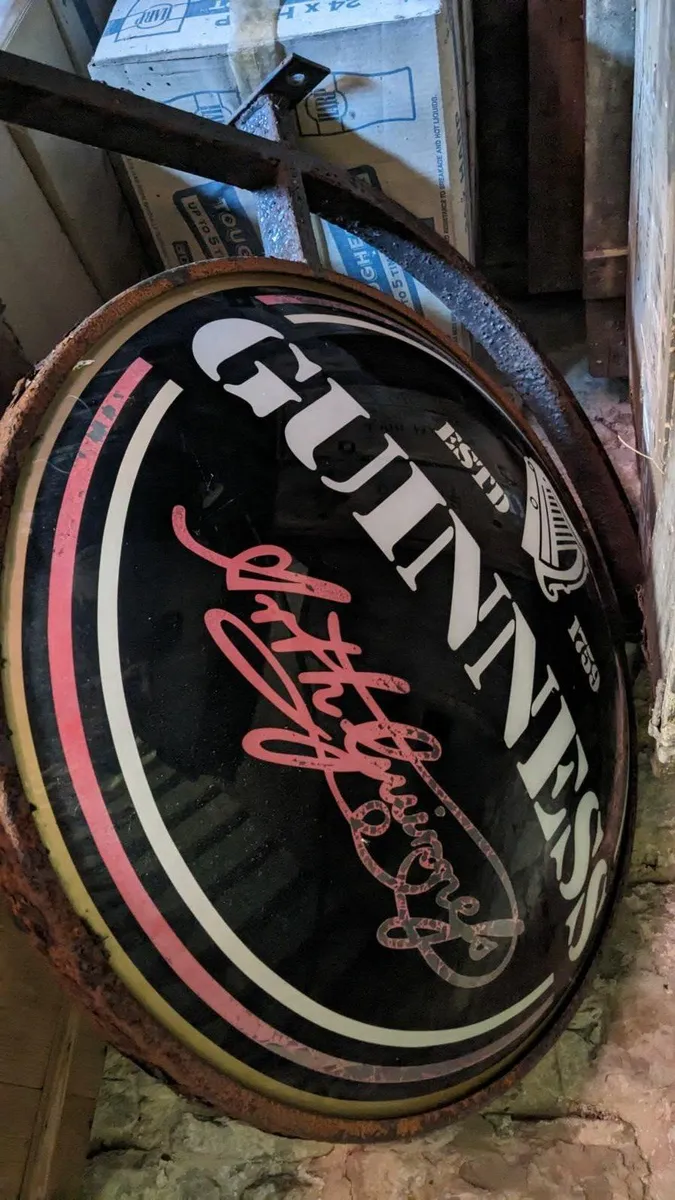Guinness Light Sign