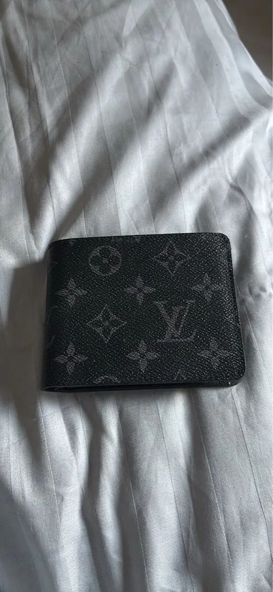 LV Wallet