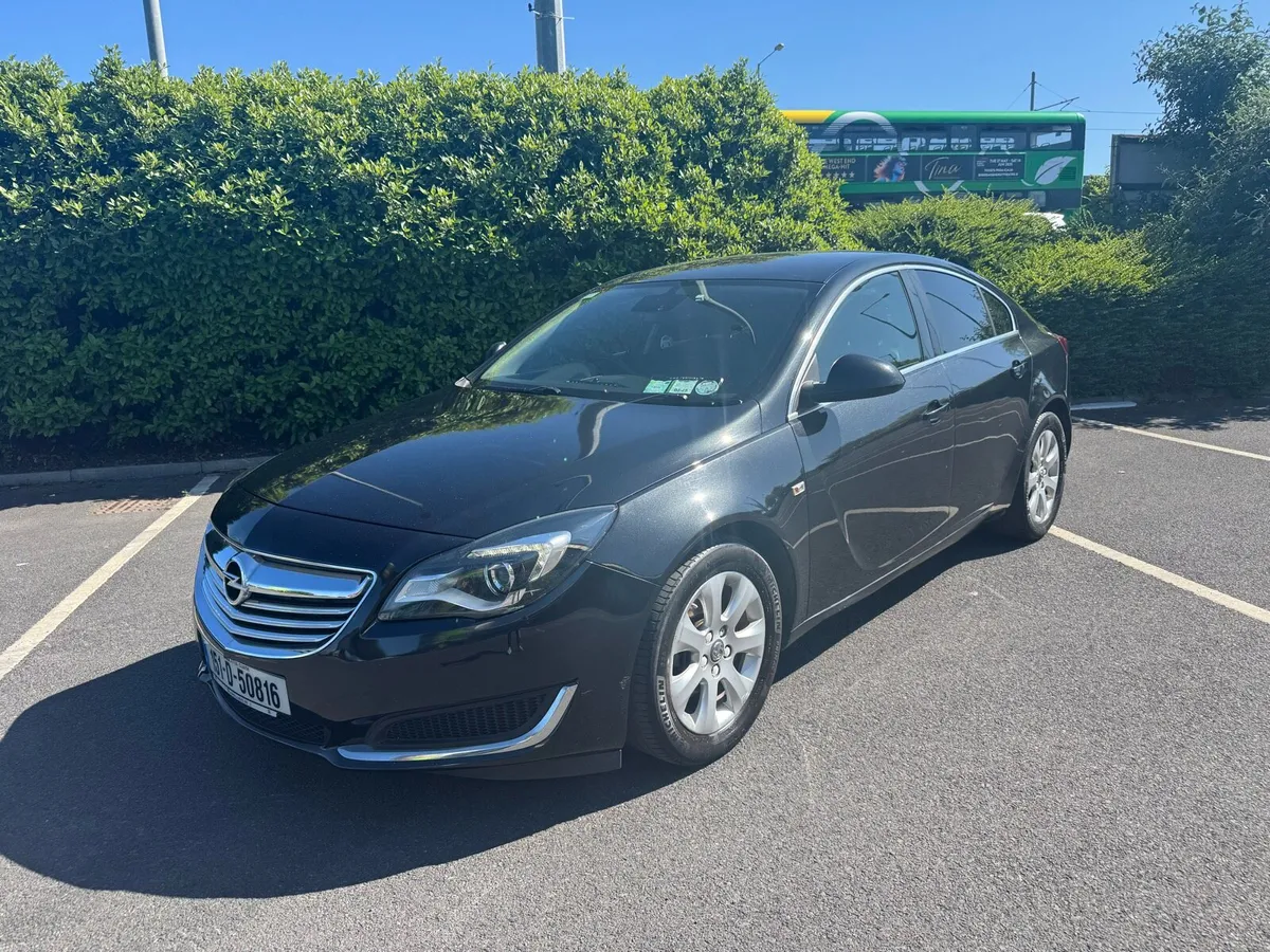 2015 Insignia 2.0 CDTi…2 Keys…NCT 01/26 - Image 1