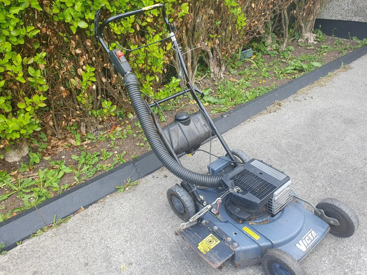 2 stroke lawnmower - Image 1