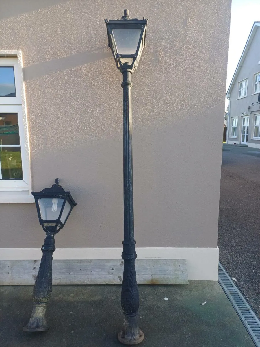 Outdoor lanters - Image 2