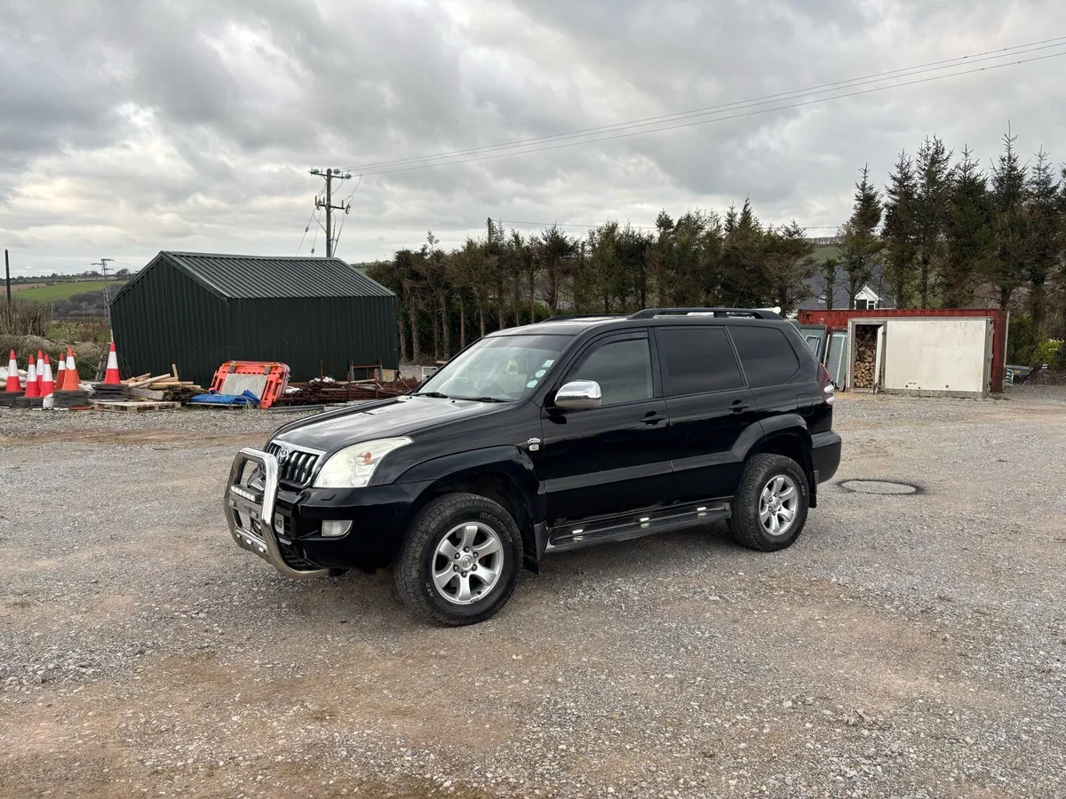 Toyota landcrusier - Image 2
