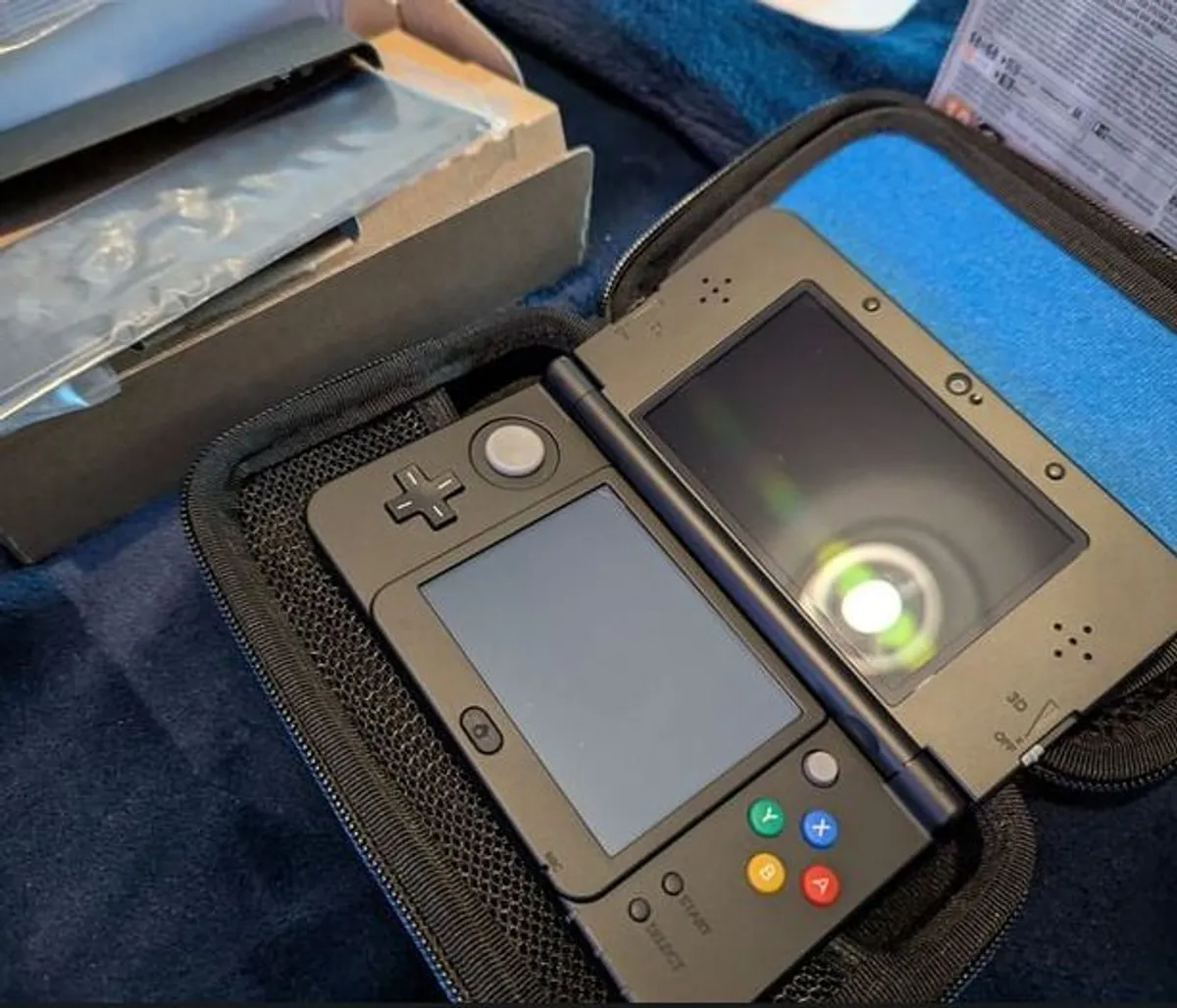 Modded New Nintendo 3DS, With Extras and Physical Games, Nintendo Dragon Ball Special Edition MINT Hundreds of Pre-Installed Games - Image 4