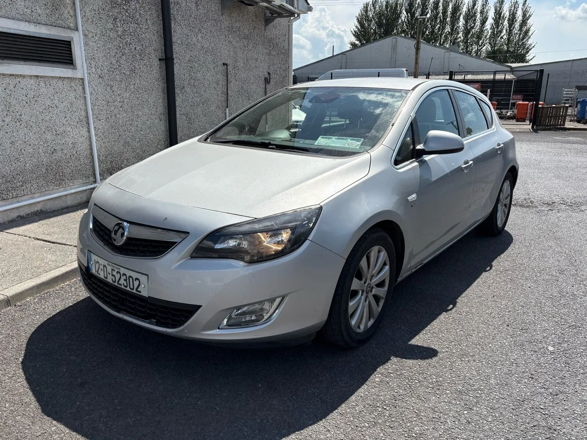 Astra 1.7 Diesel Nct 10/25 - Image 1