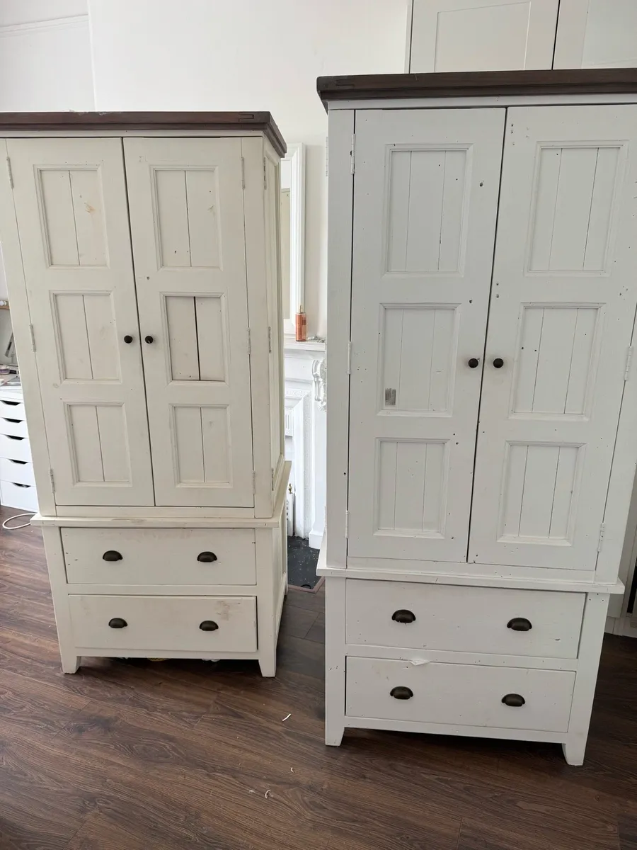 Wardrobe - Image 4