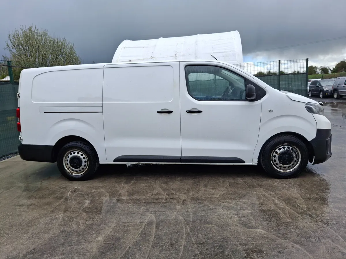 2018 Toyota Proace  Lwb  Manual  1.6 Diesel - Image 4