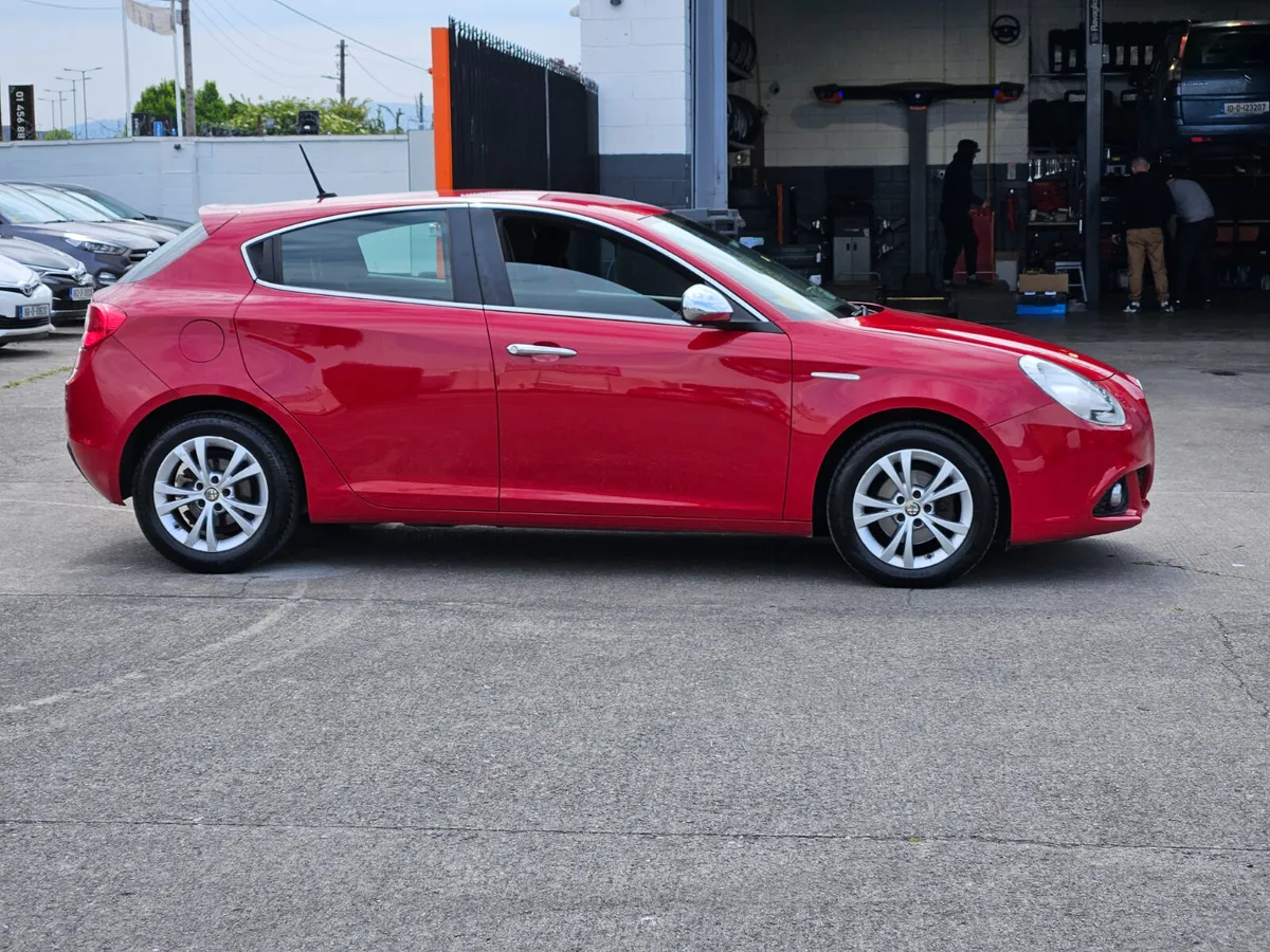 Alfa Romeo Giulietta 1.6 JTDM - Image 3