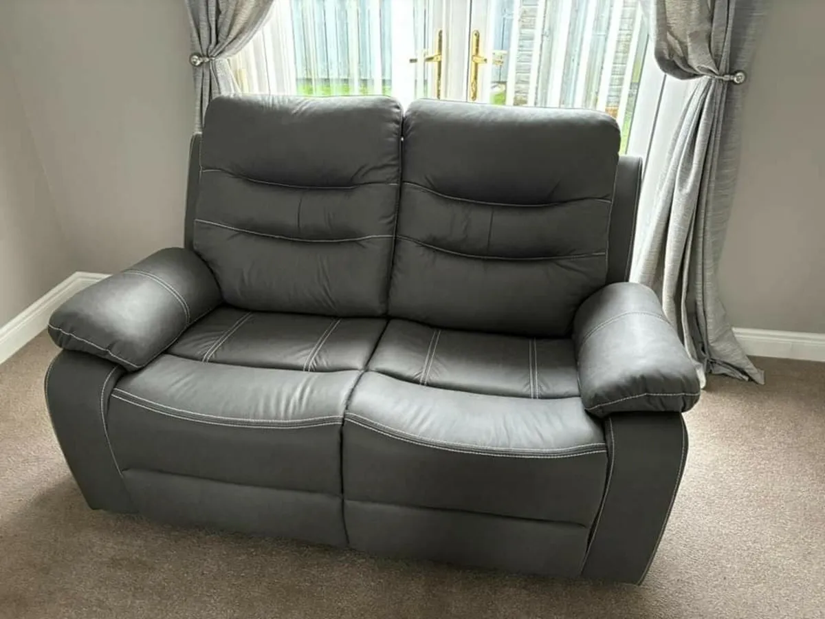 New 3+1+1 Meadow Sofas In Stock - Image 4