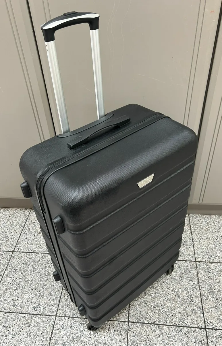 Coolife Large Suitcase 97 Litres <2 month old - Image 2