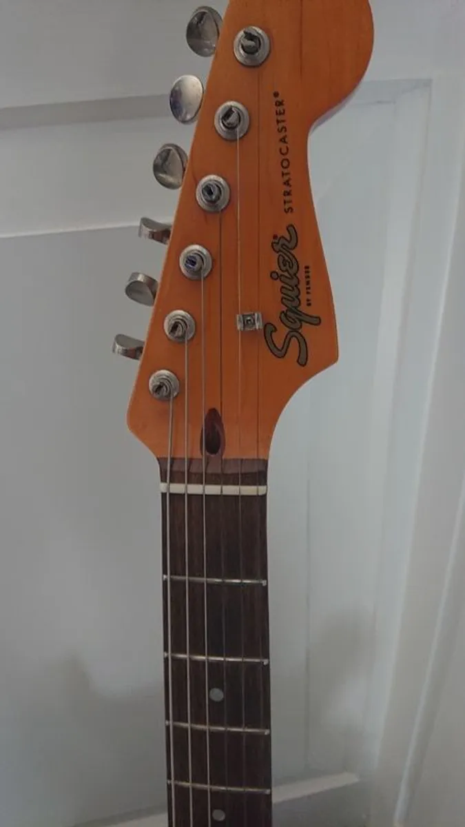 Fender Squier Classic Vibe 60's Stratocaster - Image 3