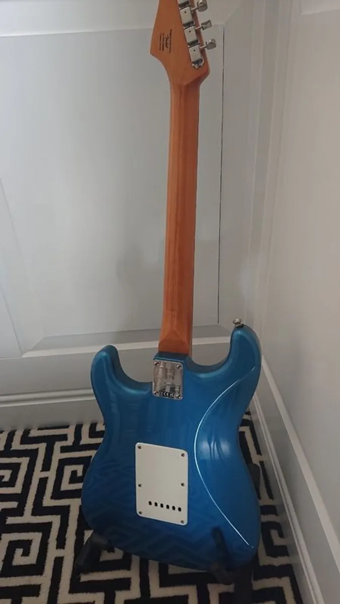 Fender Squier Classic Vibe 60's Stratocaster - Image 4