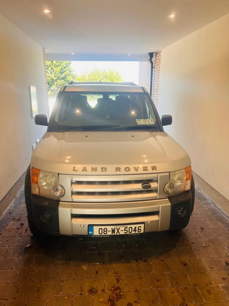 Land Rover D3 - Image 1
