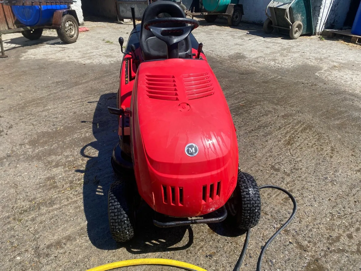 Ride on lawn mower - Image 3
