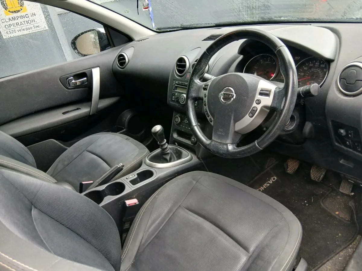 2010 NISSAN QASHQAI 7 SEATER 1 5 DIESEL - Image 4