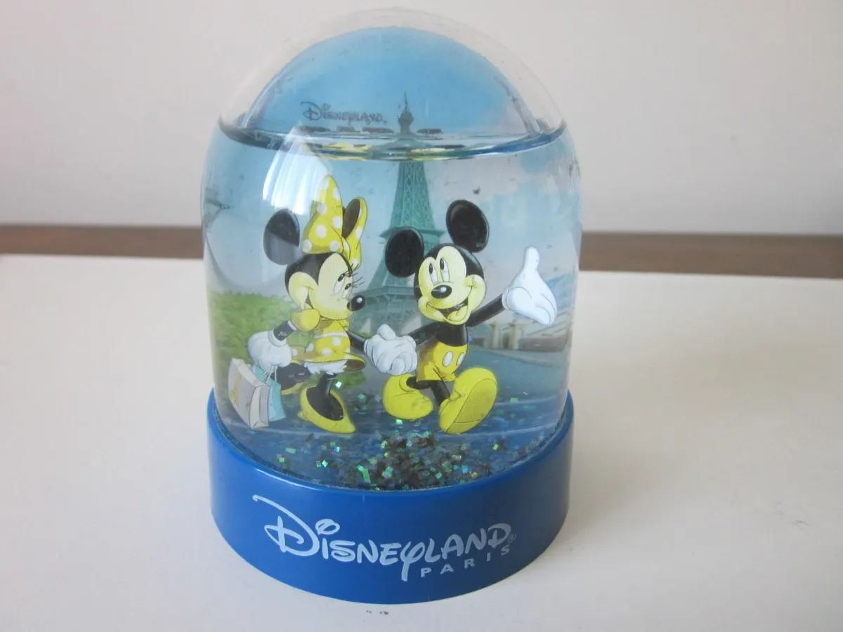 Mickey & Minnie Mouse Snow Globe. - Image 1