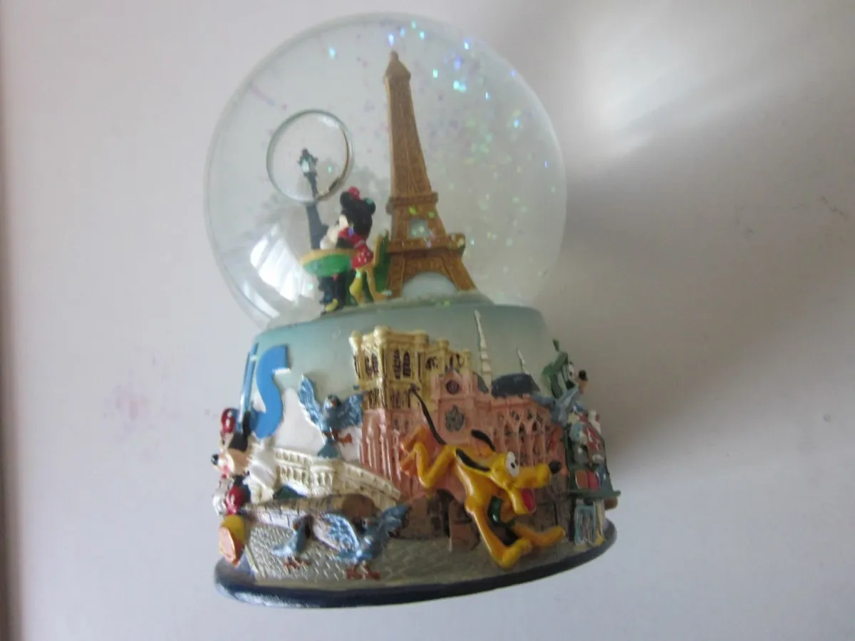Mickey& Minnie Eiffel Tower Snow Globe - Image 4