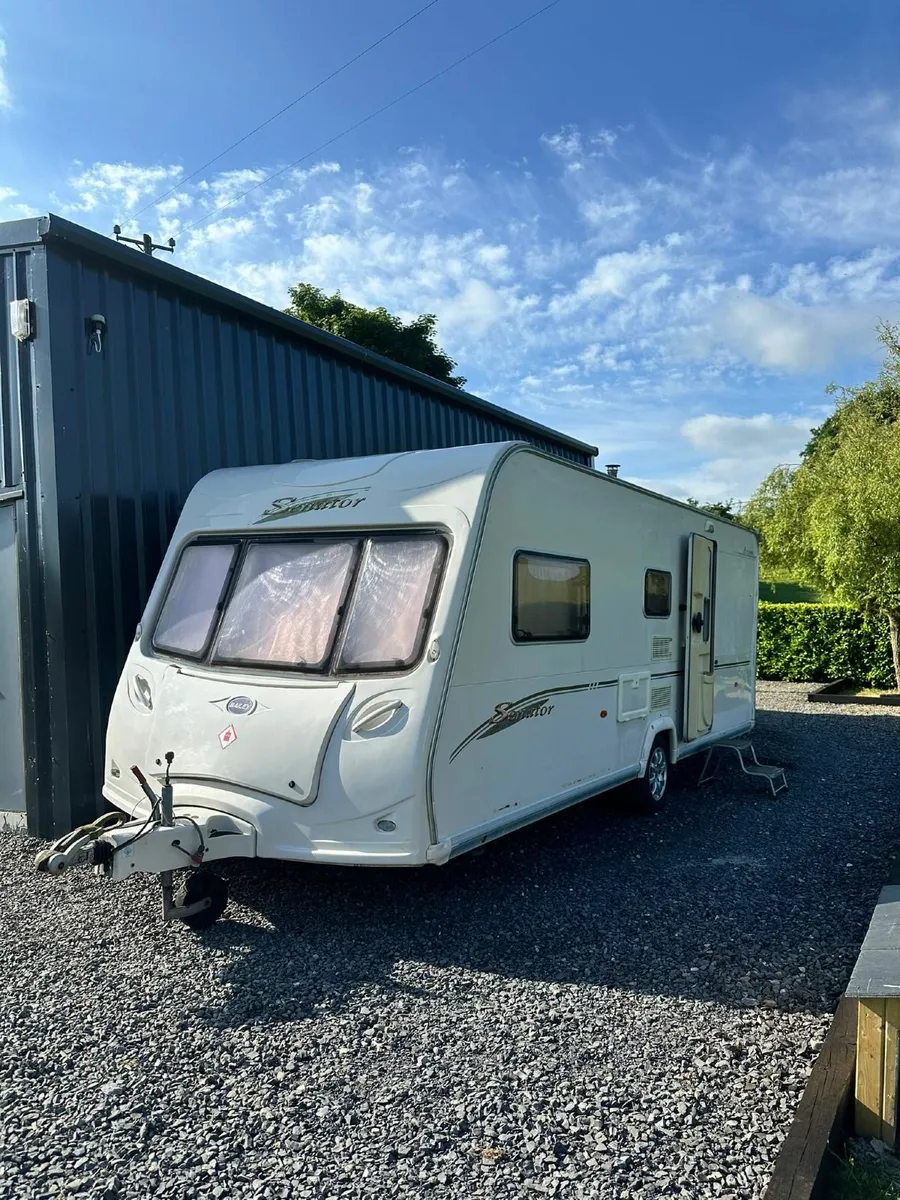 Bailey Senator Arizona 2005 – 4 Berth – Very Clean - Image 1