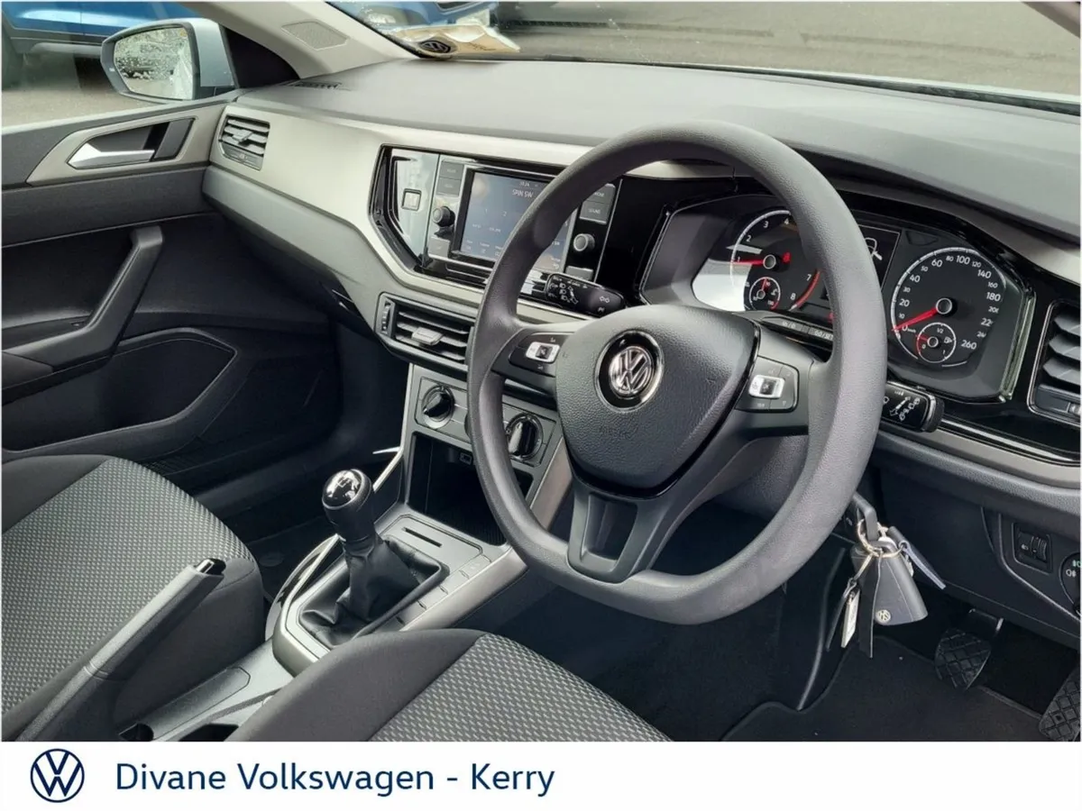 Volkswagen Polo Trendline 1.0 Petrol 65 BHP - Image 4