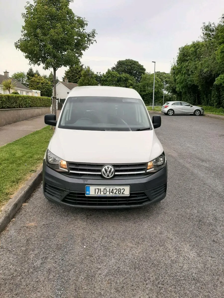 2017 volkswagen caddy 2,0 tdi crvt and tax - Image 1