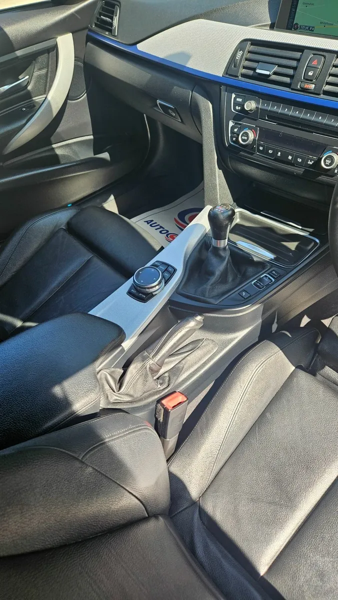 BMW 3-Series M Sport 318 2014 - Image 4