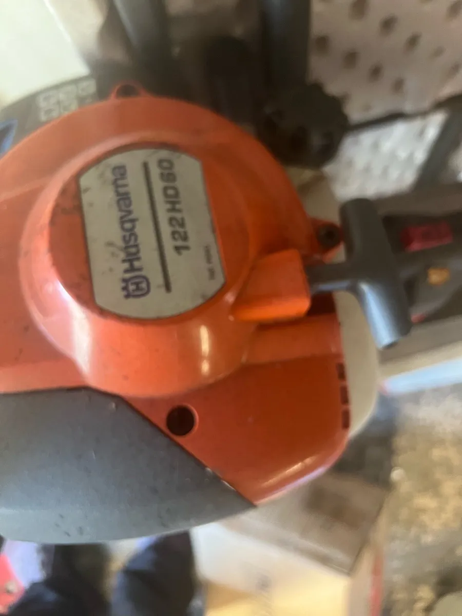 Husvarna 122hd60 - Image 1