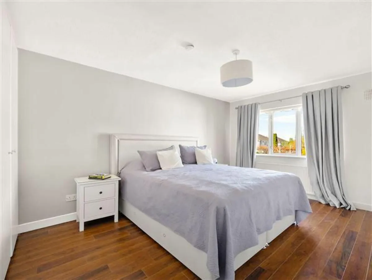 Super king ottoman bed + hotel quality mattress - Image 1