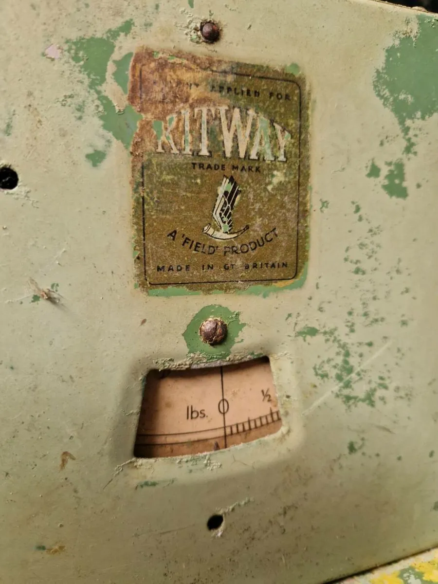 Vintage Weighing Scales - Image 2