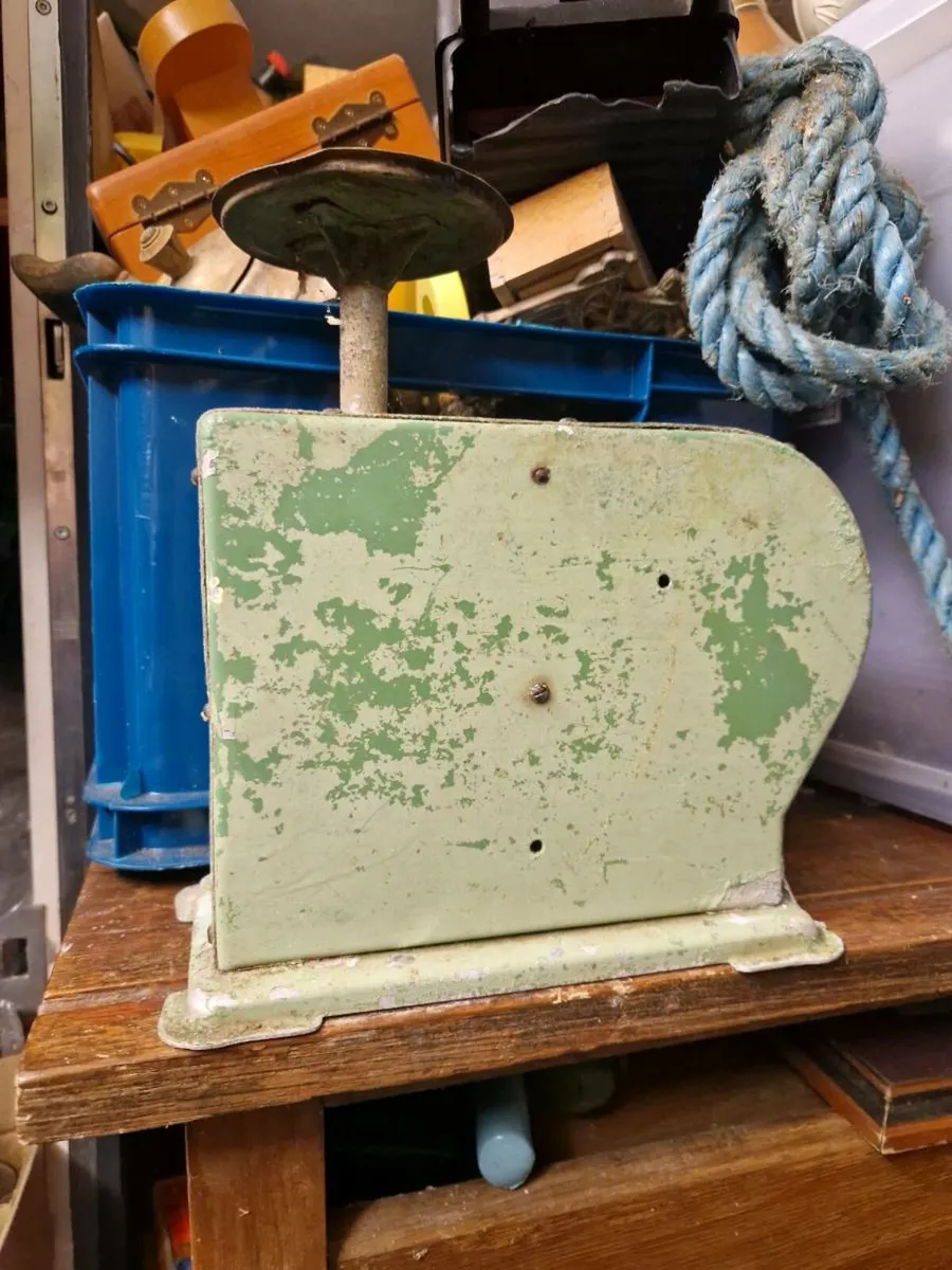 Vintage Weighing Scales - Image 3
