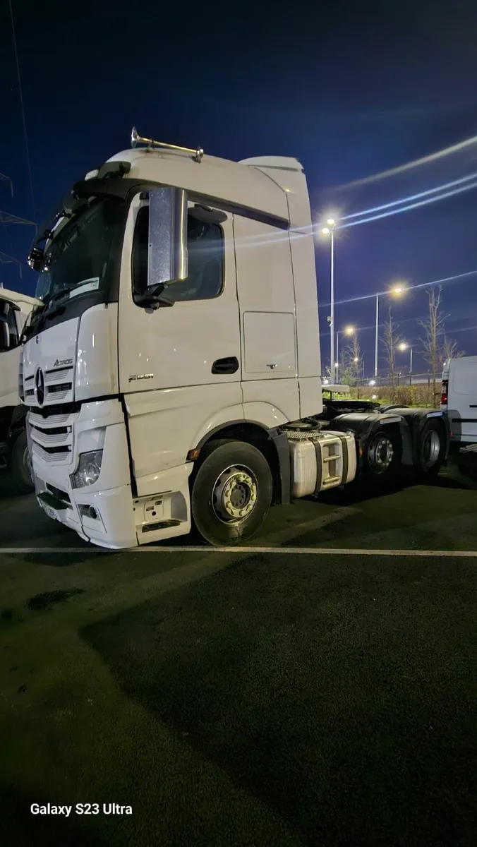 Mercedes-Benz Actros 2017 - Image 3