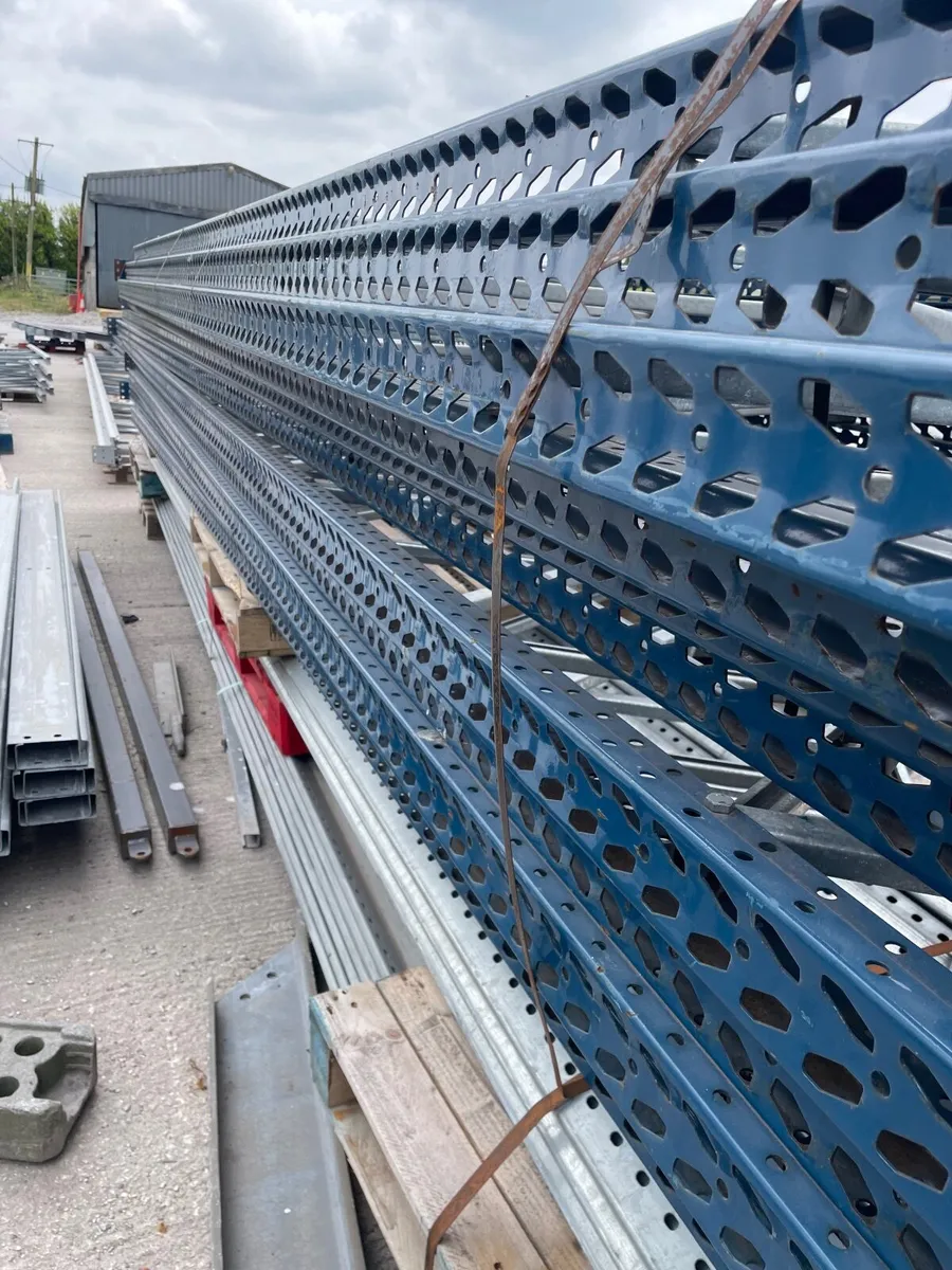Used pallet racking - Image 1
