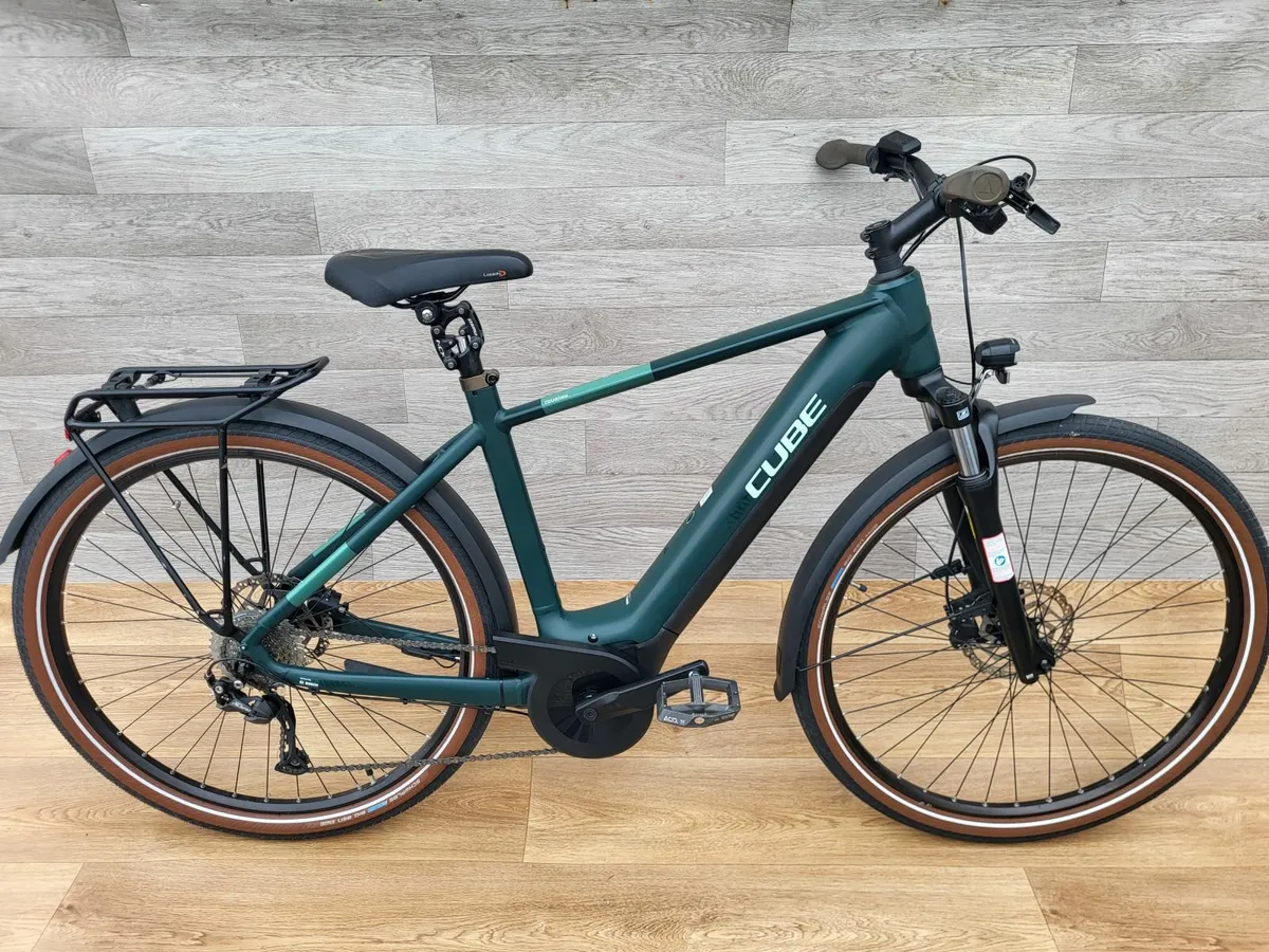 Cube Touring Electric bike - Image 2