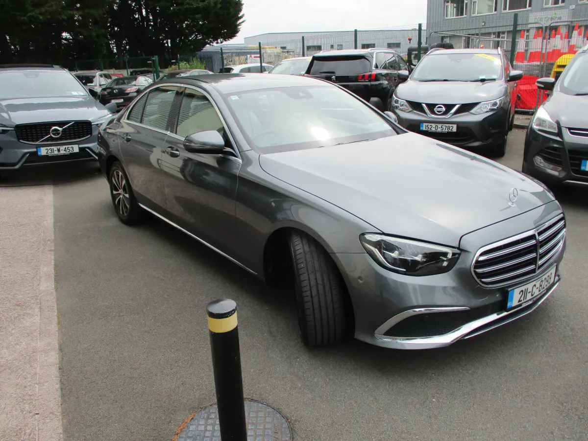 Mercedes-Benz E-Class E220D 2021 LOW MILES - Image 3