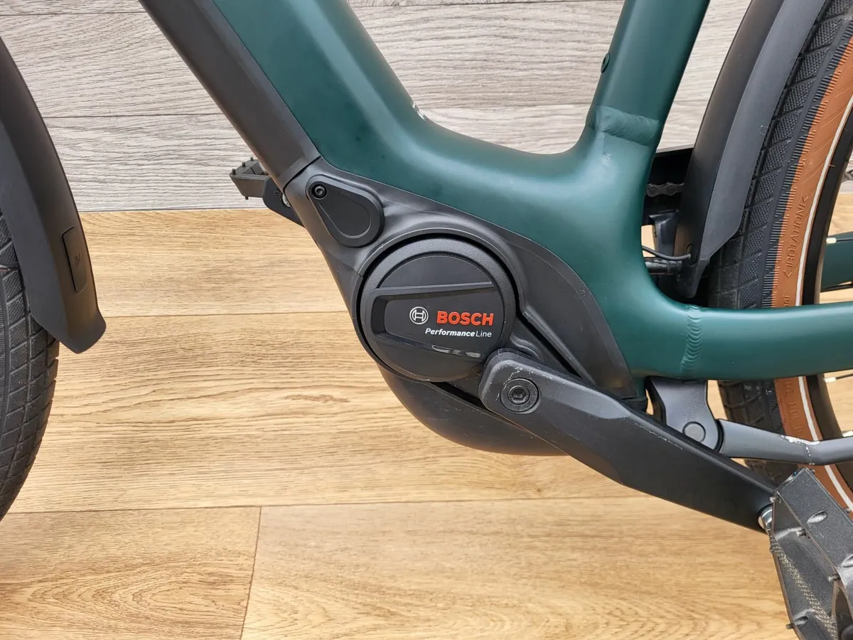Cube Touring Electric bike - Image 4