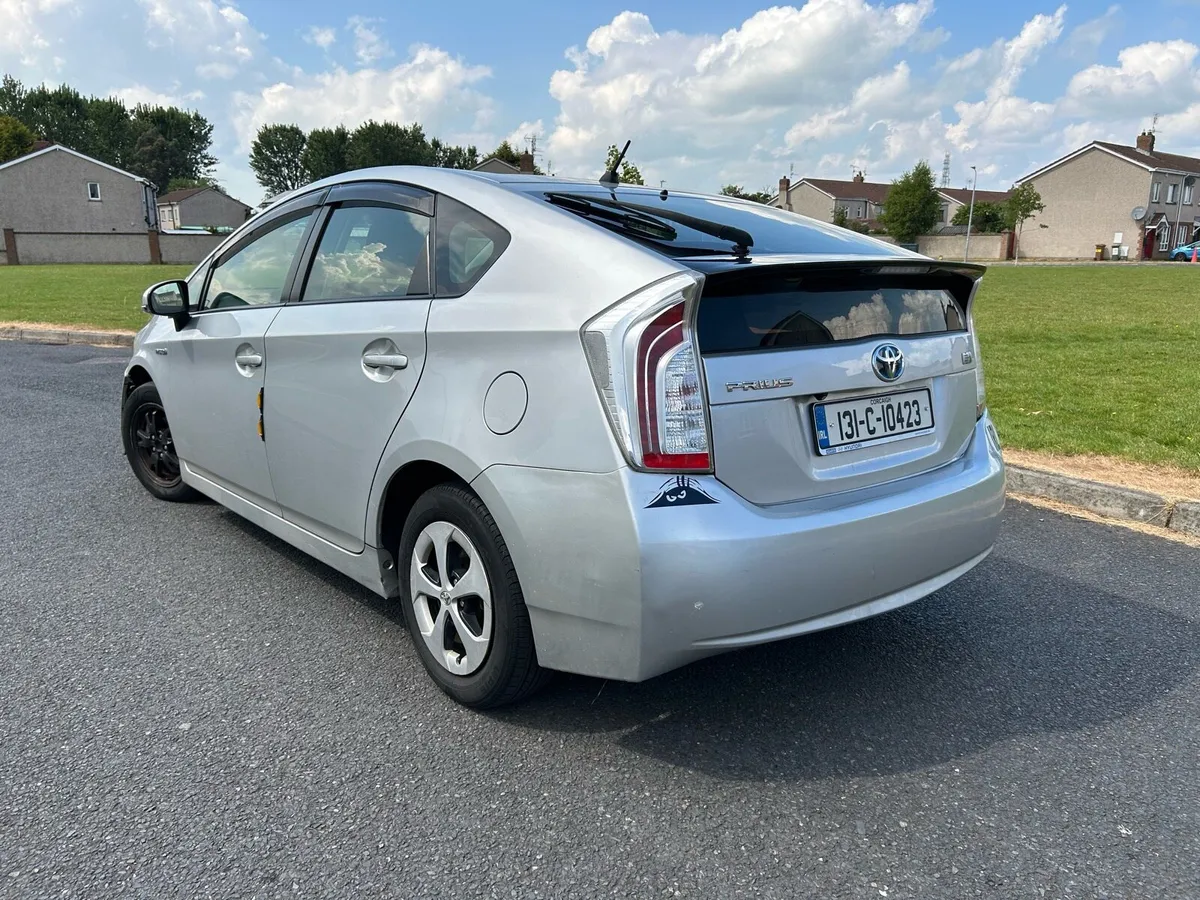 TOYOTA PRIUS 2013 - Image 4