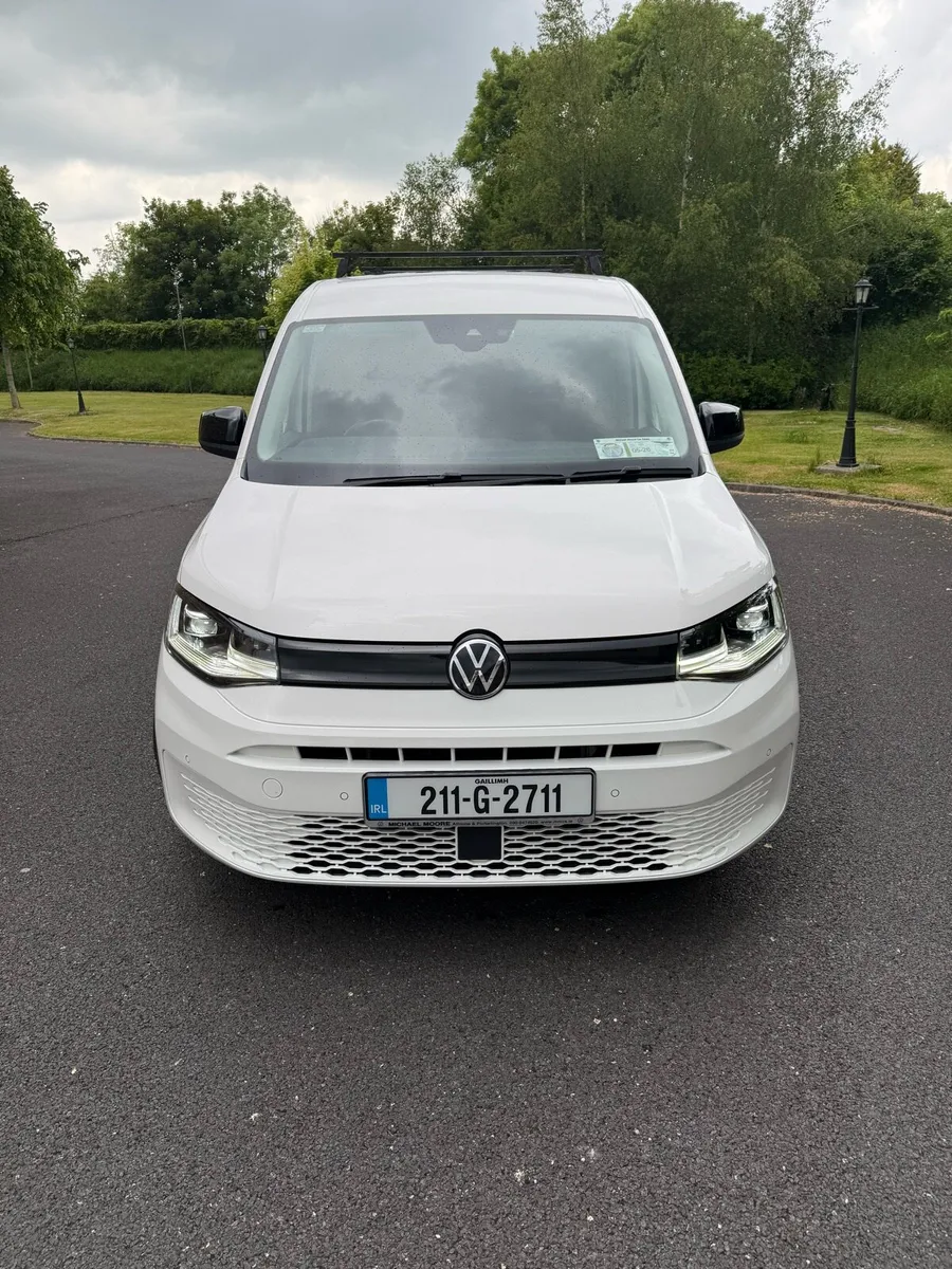 Volkswagen Caddy Maxi Cargo+2.0tdi 122BHP 6 Speed - Image 3