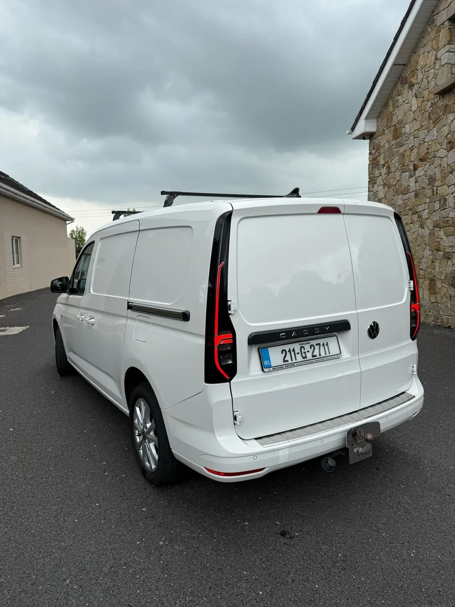 Volkswagen Caddy Maxi Cargo+2.0tdi 122BHP 6 Speed - Image 4