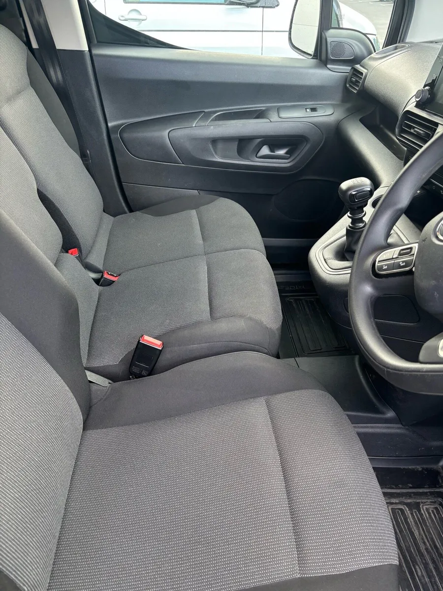 Toyota Proace city GX 1000kg - Image 4