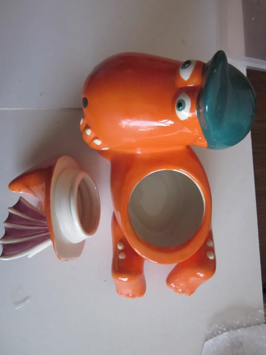 Coconut  little orange dragon novelty cookie jar - Image 4