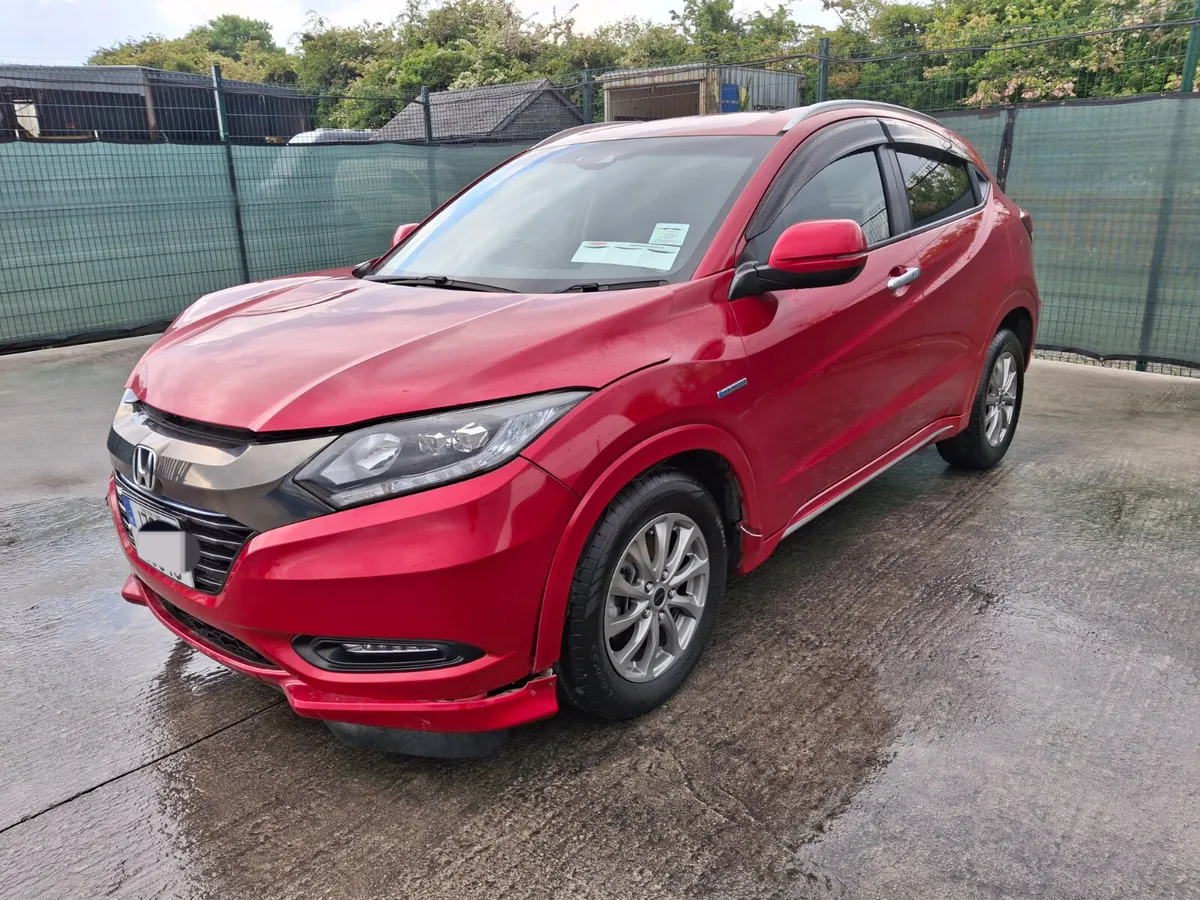 172 Honda Vezel 1.5 Hybrid Automatic - Image 1